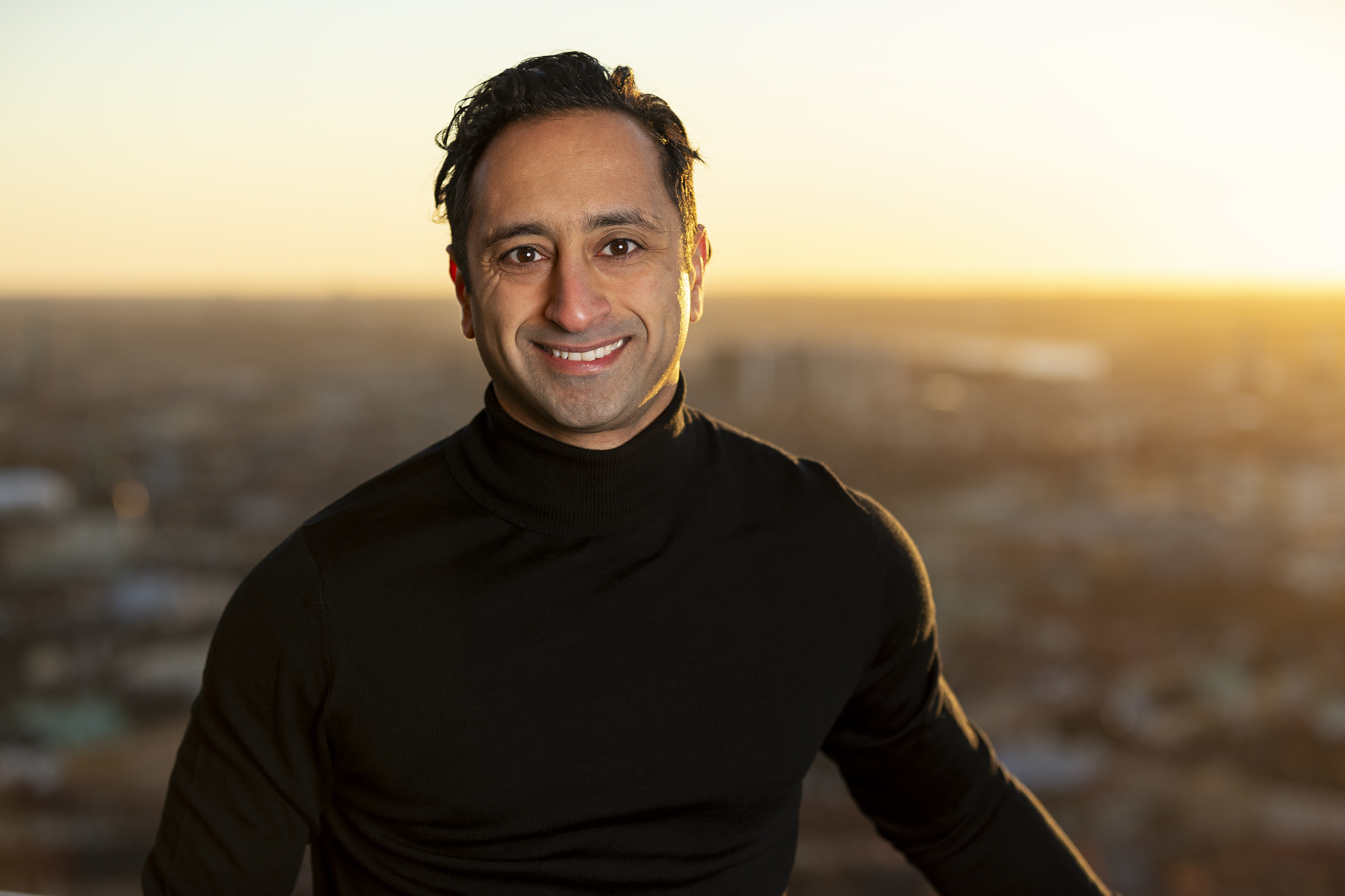 Dr. Aram Seddigh